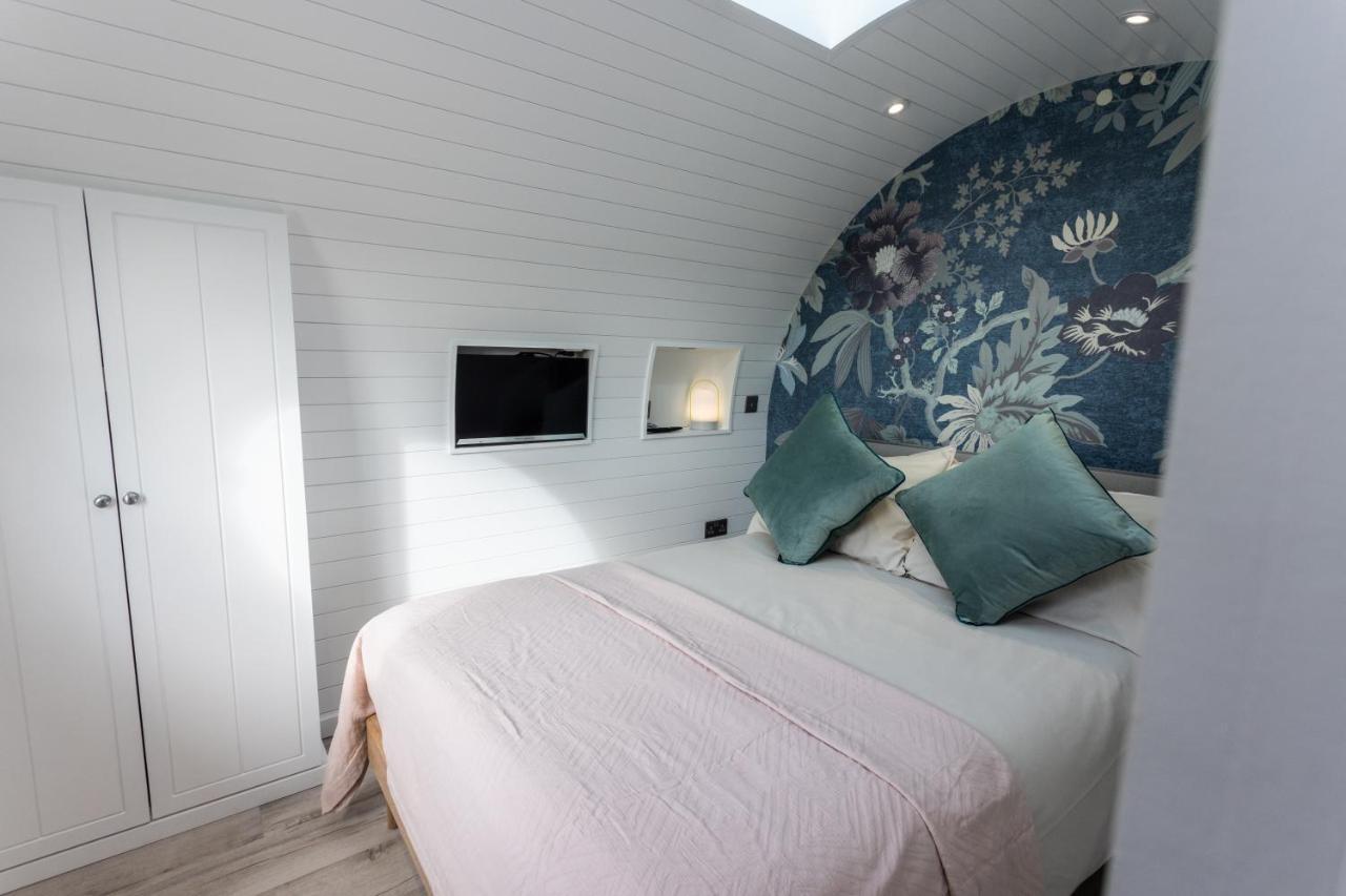 The Lodge @Quarrywood Tenby Ngoại thất bức ảnh